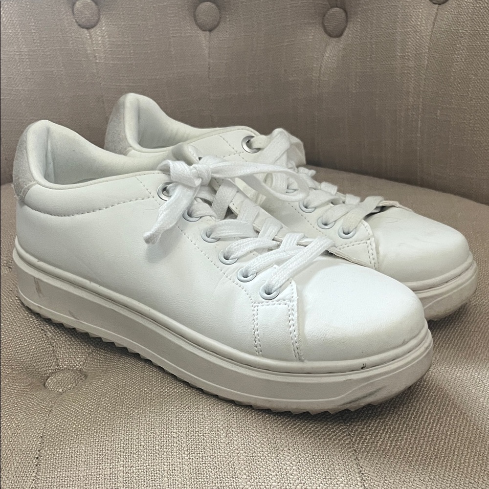 A New Day Women's Classic White Sneakers